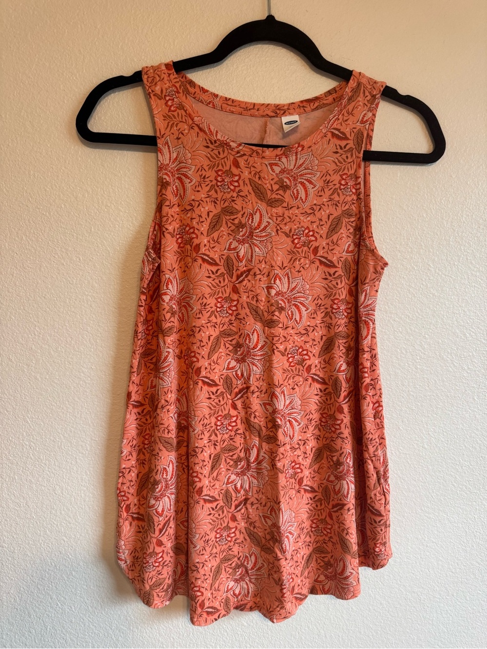 Old Navy Sleeveless Coral Floral Swing Tank Top